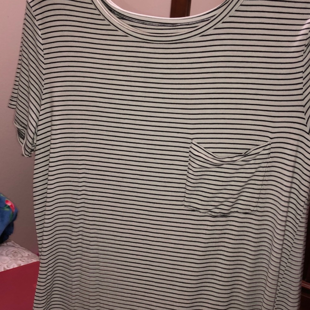 Striped pocket tee